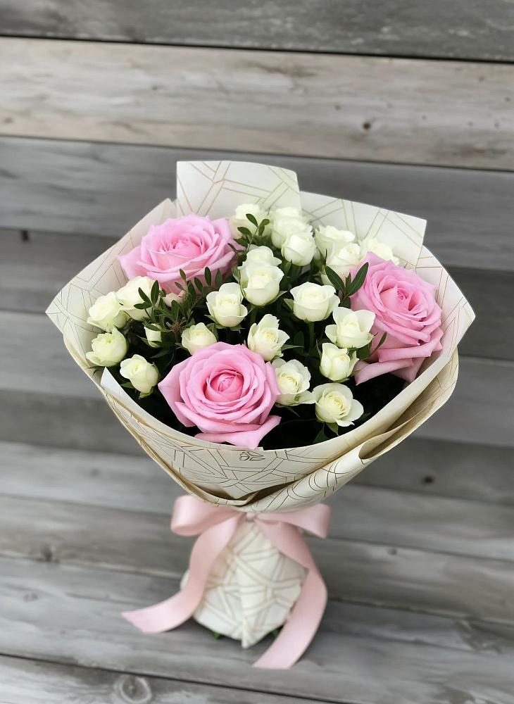Букет цветов из: Розы в Горшечное