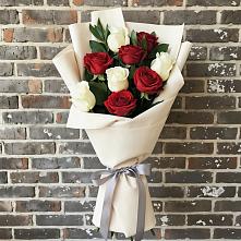 Букет цветов из:  Розы #REPLACE_PRED# Горшечное