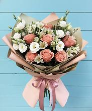 Букет цветов из:  Розы, Альстромерии и Лизиантусы #REPLACE_PRED# Горшечное