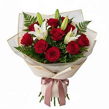 Букет цветов из:  Лилии и Розы в Горшечное