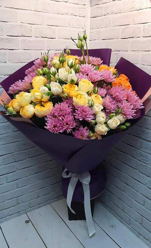 Букет цветов из: Хризантемы и Розы в Горшечное