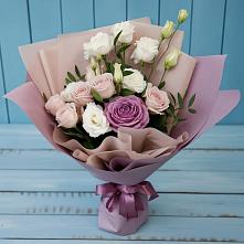Букет цветов из:  Розы и Лизиантусы #REPLACE_PRED# Горшечное