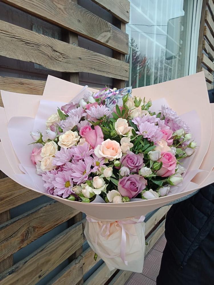 Букет цветов из: Розы и Хризантемы в Горшечное