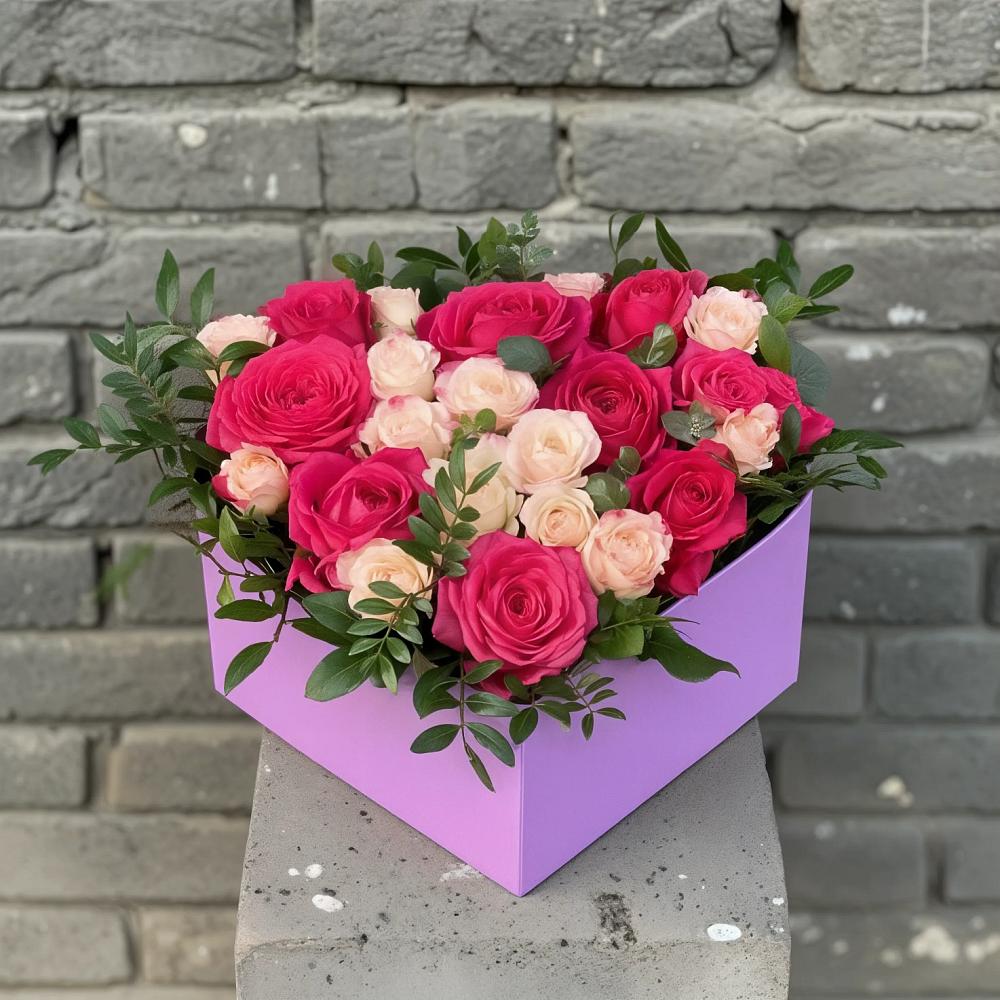 Цветочная композиция из Розы в коробке в Горшечное