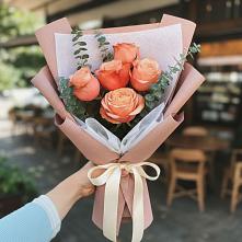 Букет цветов из:  Розы в Горшечное