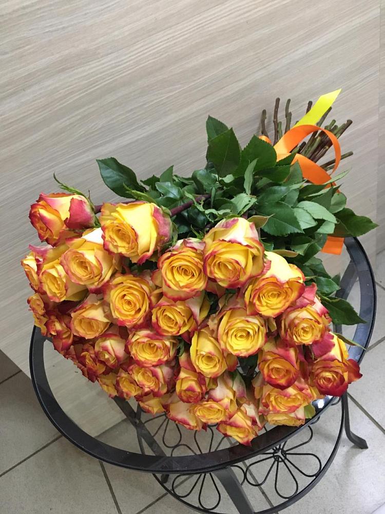 Букет Желтые розы в Горшечное