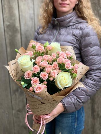 Букет цветов из: Розы в Горшечное