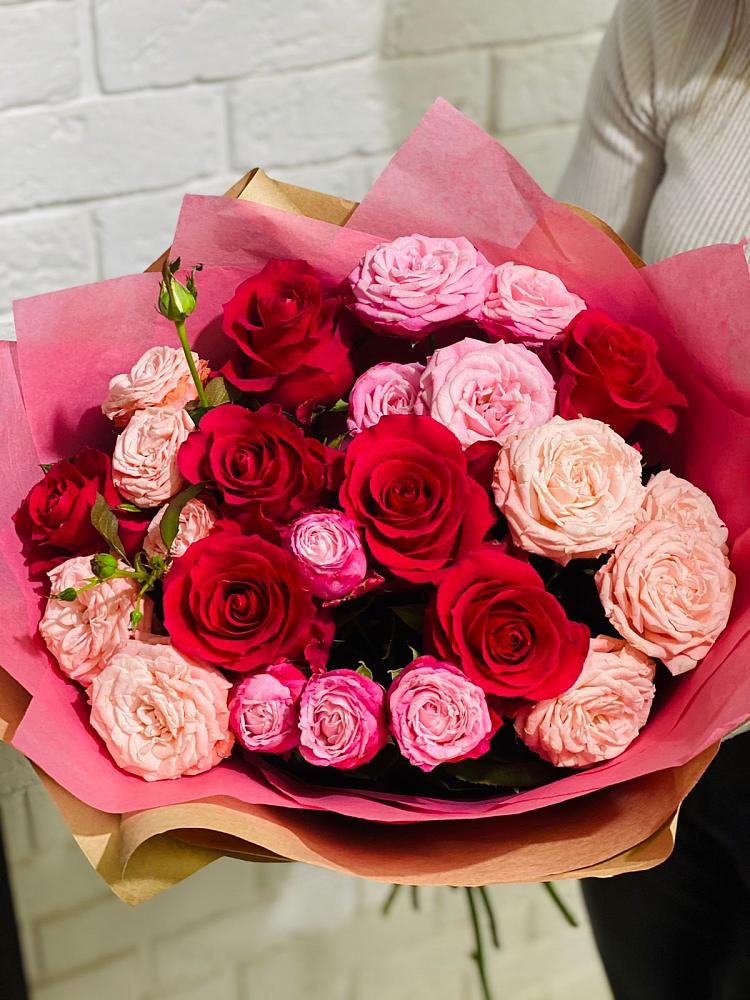 Букет цветов из: Розы в Горшечное