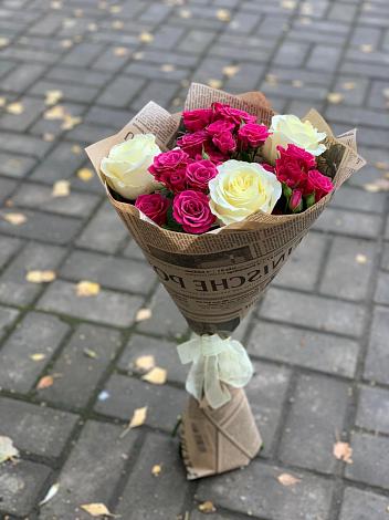 Букет цветов из: Розы в Горшечное