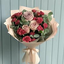 Букет цветов из:  Гвоздики и Розы в Горшечное