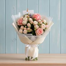 Букет цветов из:  Розы в Горшечное