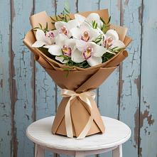 Букет цветов из:  Орхидеи и Розы в Горшечное